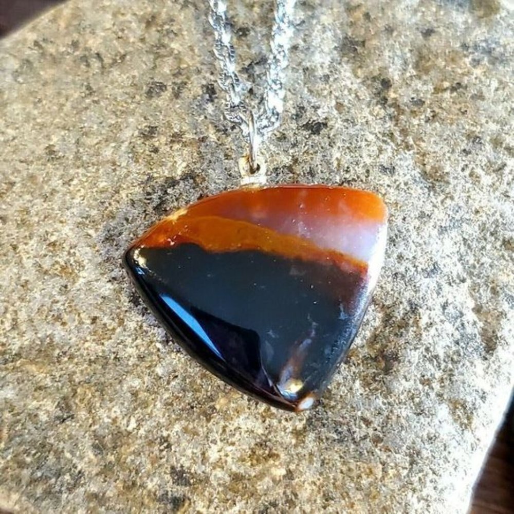 Indian Agate Pendant Necklace - Picture 2 of 7